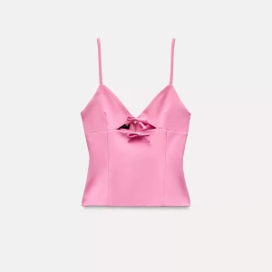 Rosa Zara topp - Helt ny och har alla lapparna kvar. Kom aldrig till användning💕