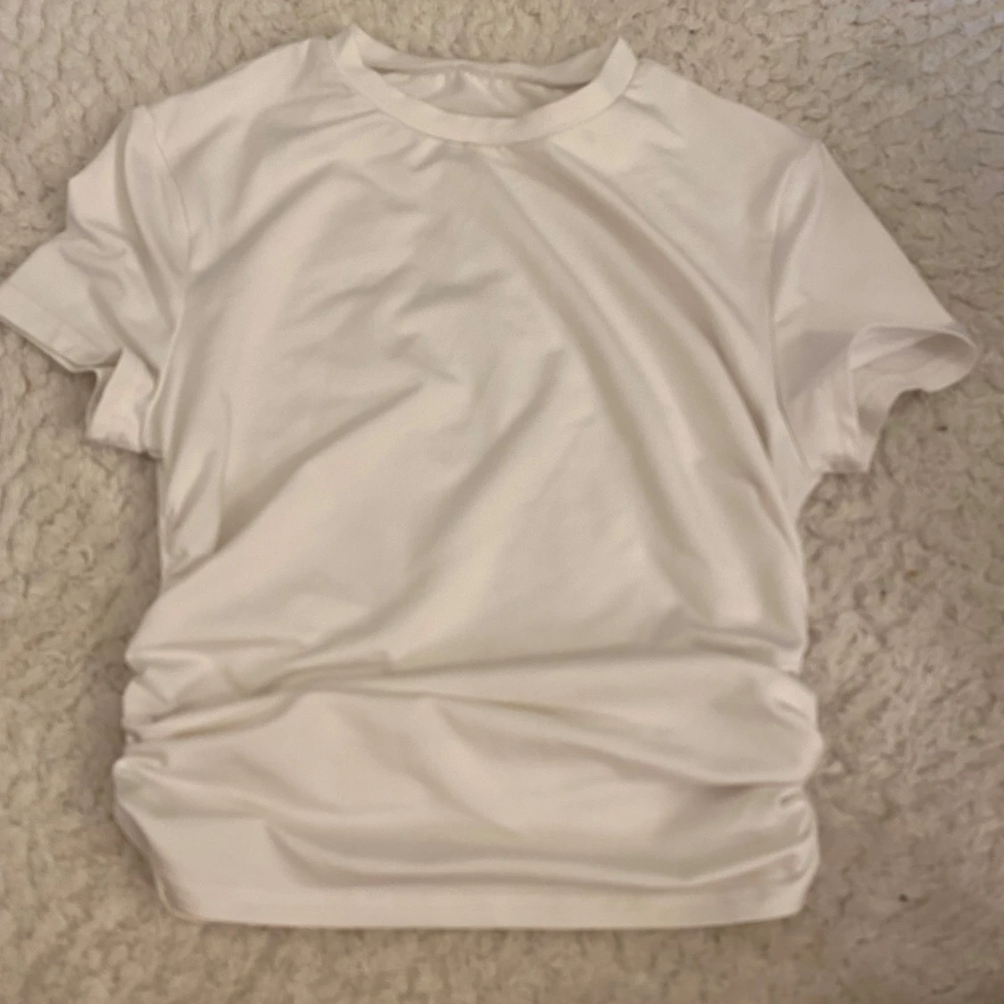 Vit basic t-shirt i bomull