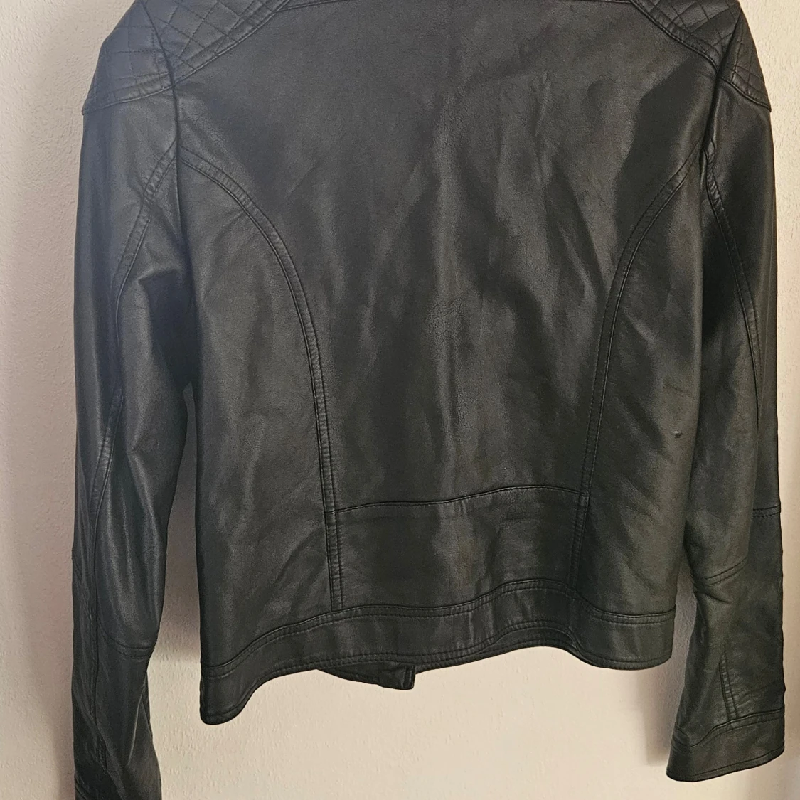 Svart skinnjacka Rut&Circle stl 42 - 1