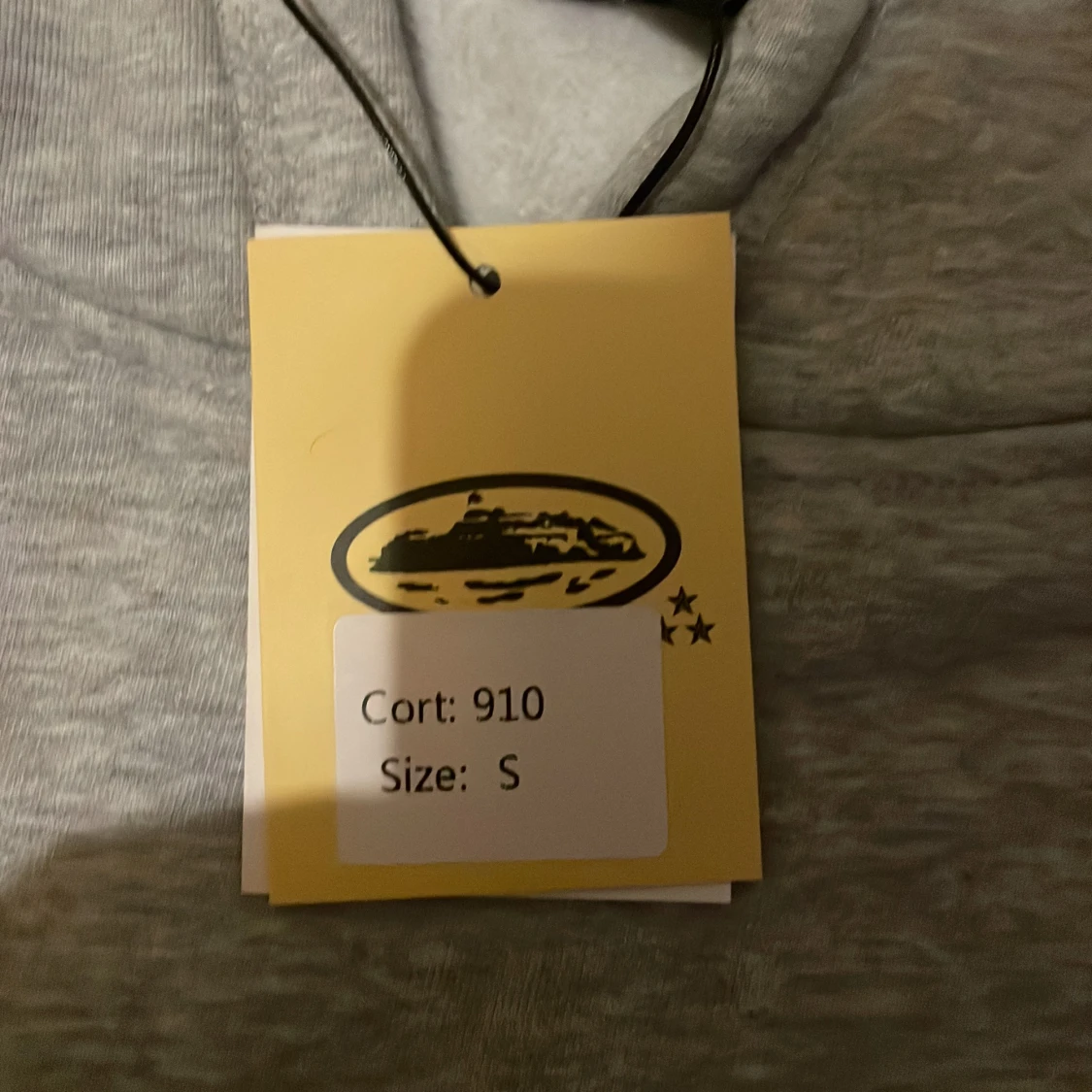 Grå corteiz hoodie - 1