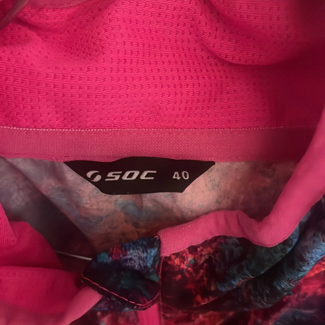Färgstark vindjacka från SOC, stl 40 - 2