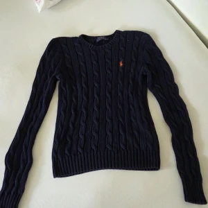 Ralph lauren stickad tröja  - Storlek S men skulle säga passar S-XS🥰