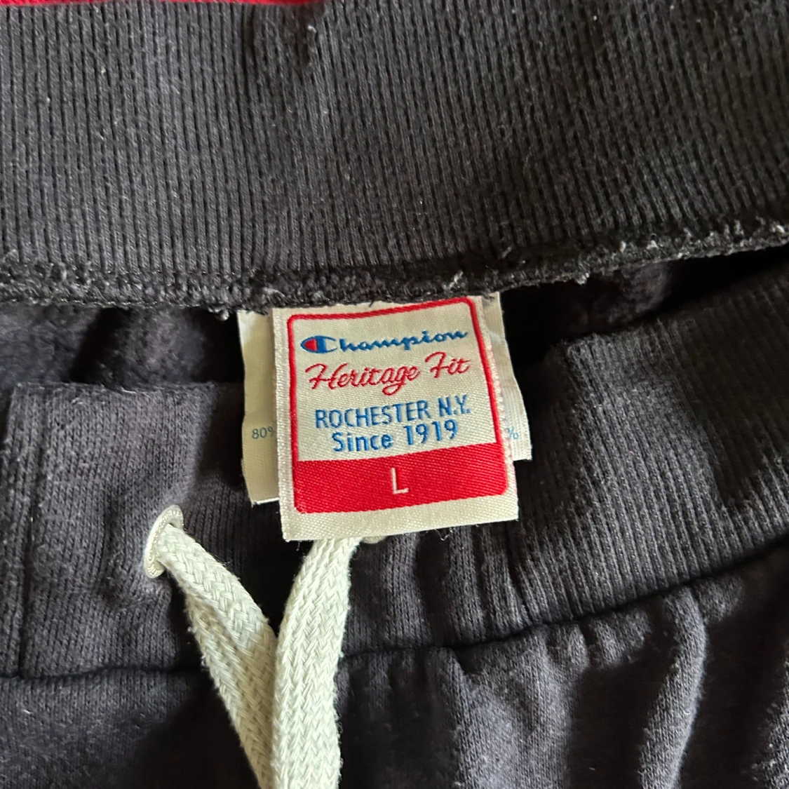 Svarta mjukisbyxor från Champion L - 1
