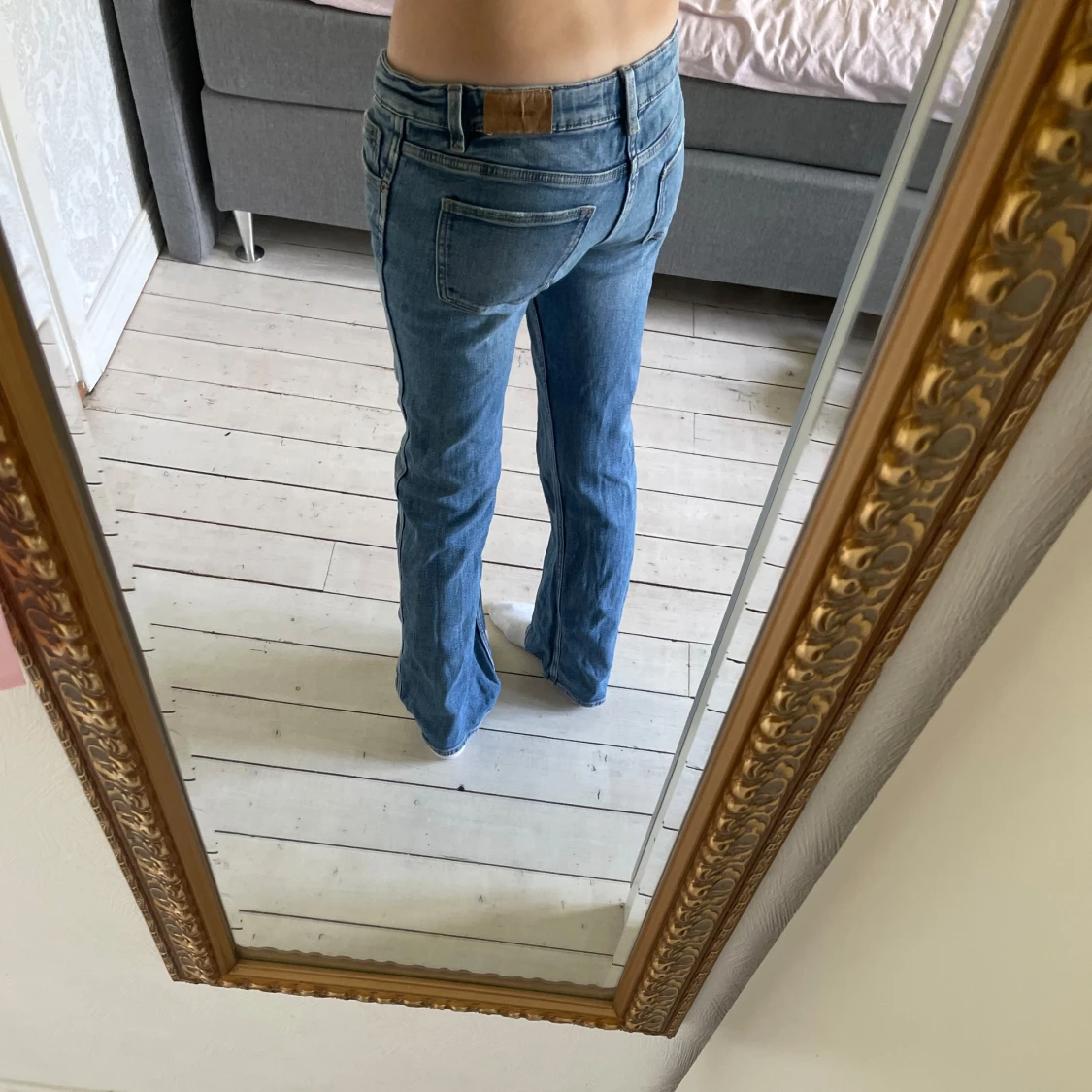 Utsvängda jeans  - 1