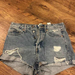 Shorts  - 🤍Säljer då de är för stora för mig 