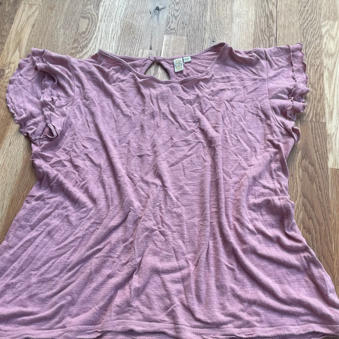 Rosa blus med volangärm från Dreams - 1