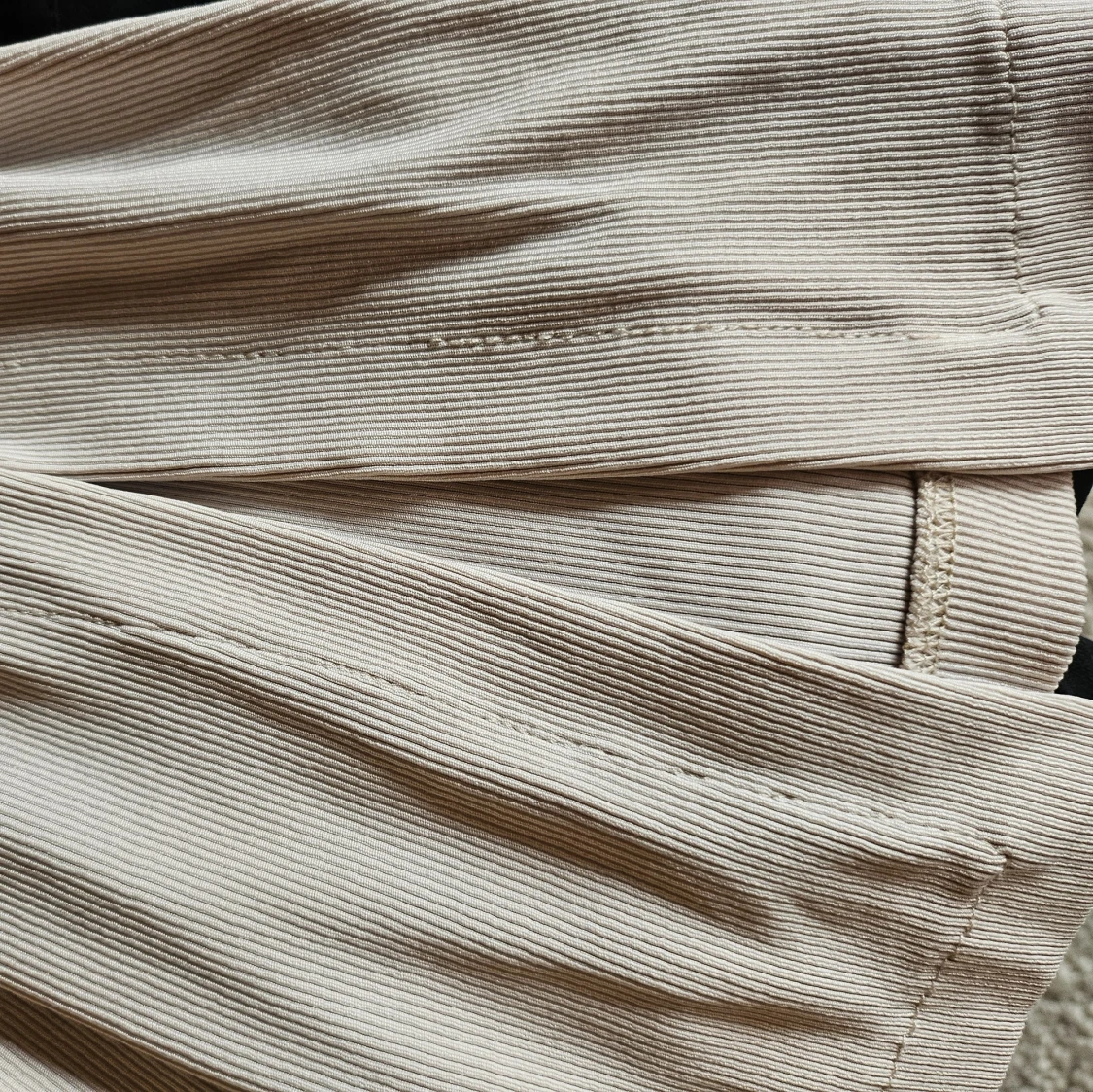 Beige ribbade mjukisbyxor - Zara - 2