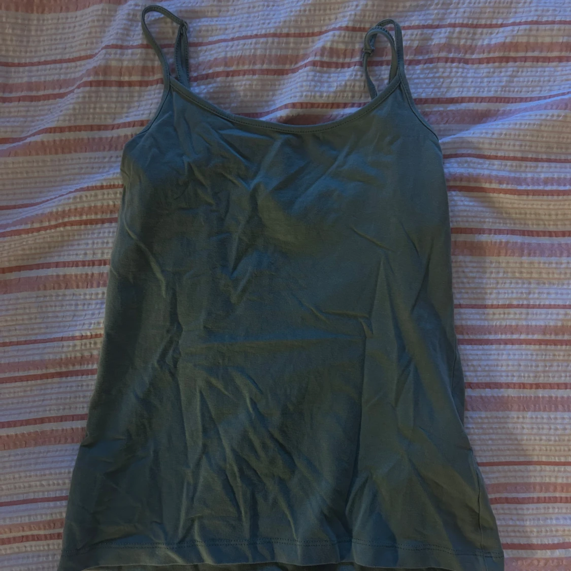 Grön linnetopp från Amisu