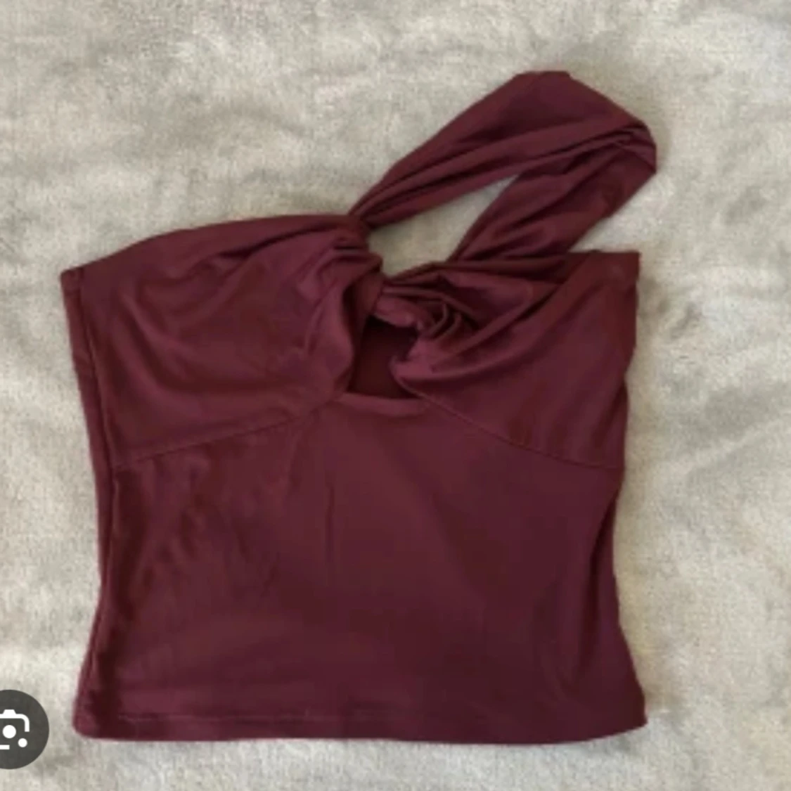 Vinröd fest topp - 1