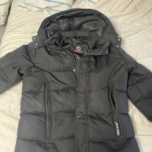 Canada Goose jacka - en fin jacka som är väldigt bra för vintern,