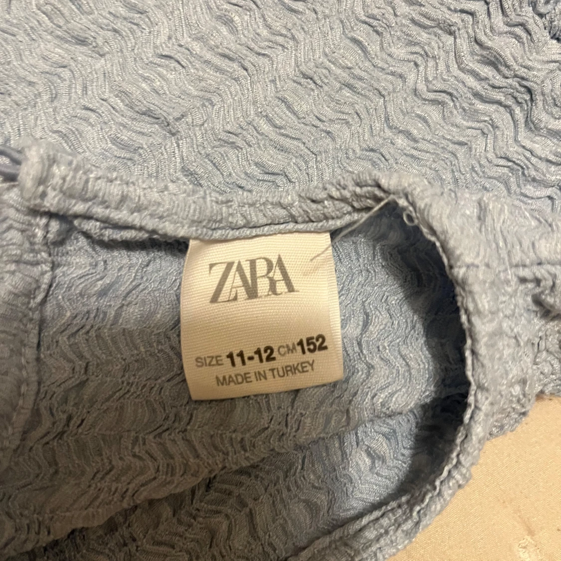 Ljusblå blus med spets från Zara - 3