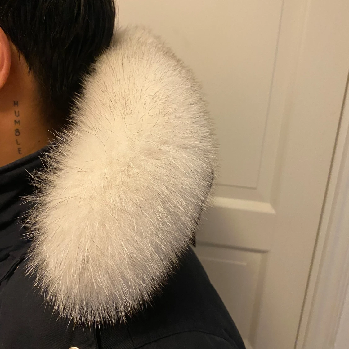 Svart dunjacka Moose Knuckles päls - 2