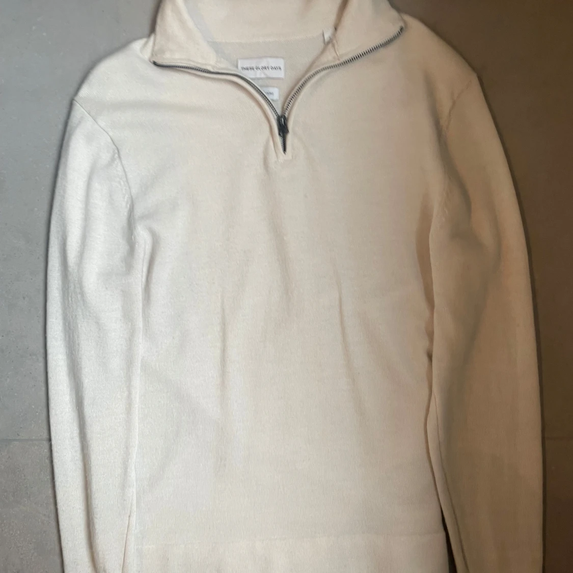 merinoulltröja från These Glory Days