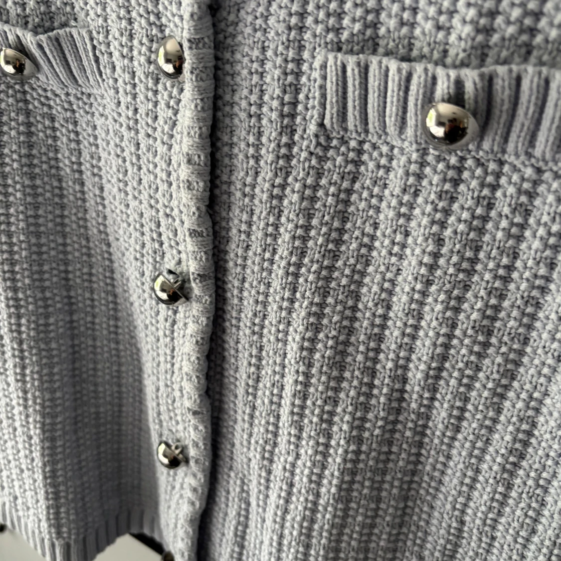 Ljusblå kortärmad tröja - 3