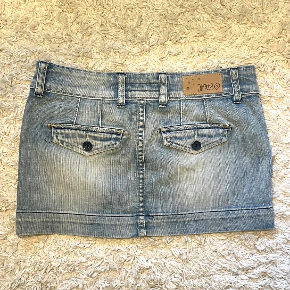 Ljusblå jeanskjol från House Jeans XS - 1