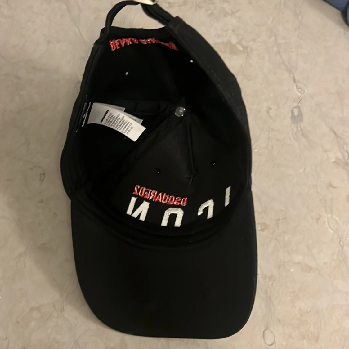 Svart keps från Dsquared2 - 2