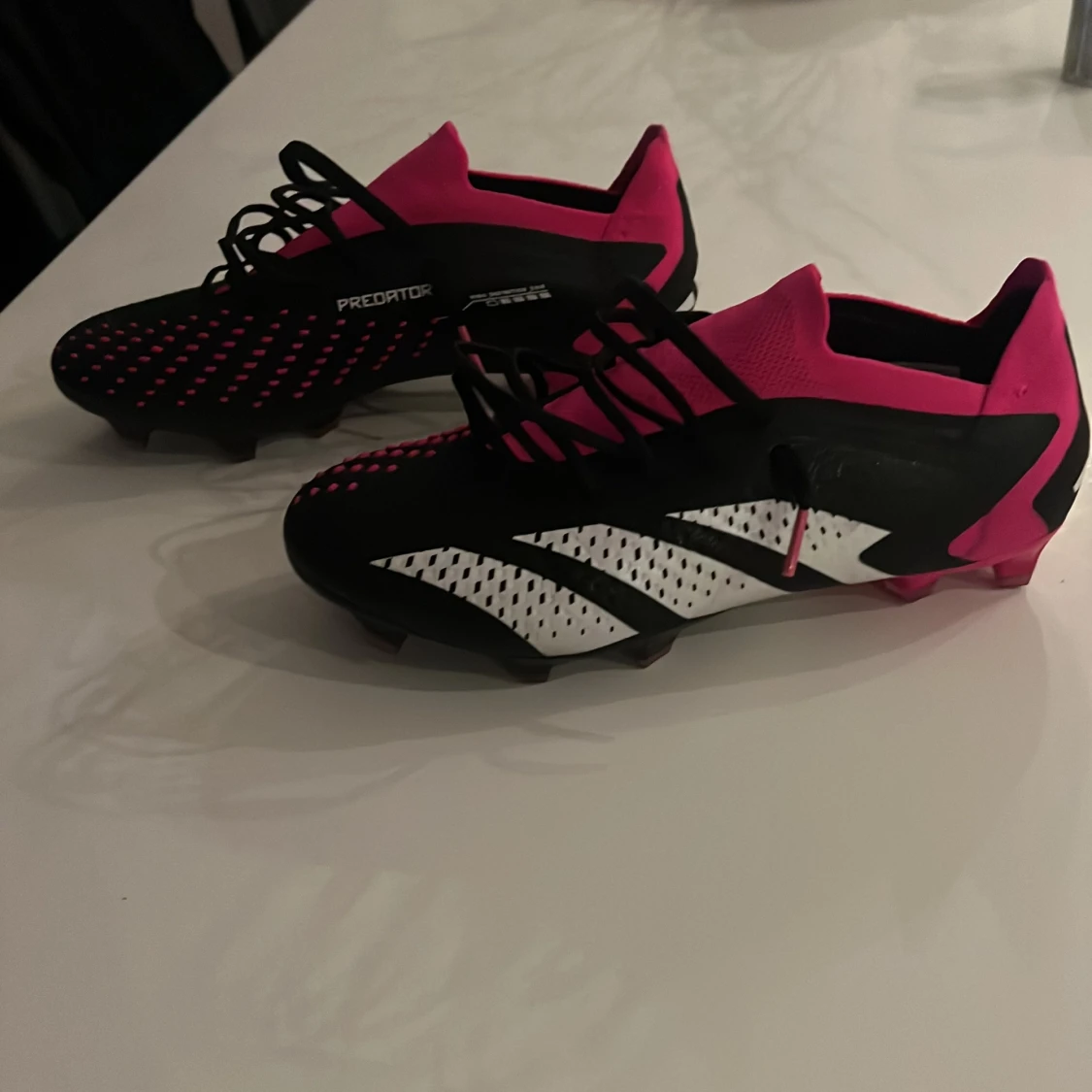 Splitternya Fotbollskor (Predator accuracy low fg) - 2