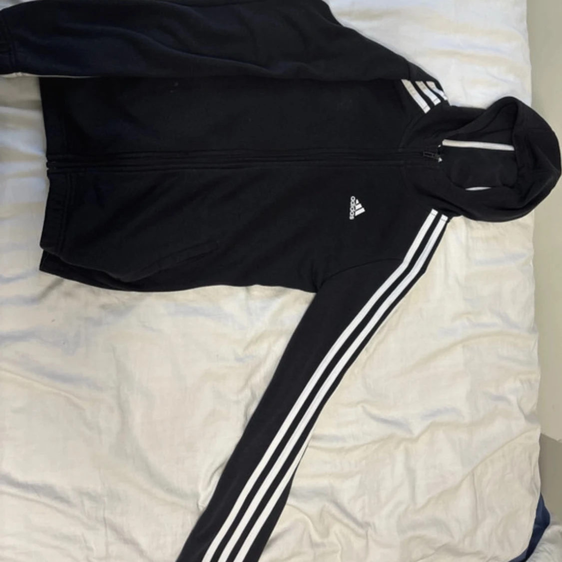 Svart träningsjacka från Adidas