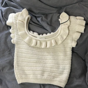 Gullig hm topp  - Fin hm topp🥰säljer en likadan i svart med💗