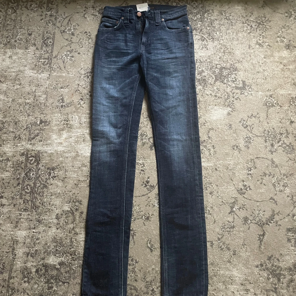 W 26 L29 Mörkblå jeans från Nudie Jeans - 2