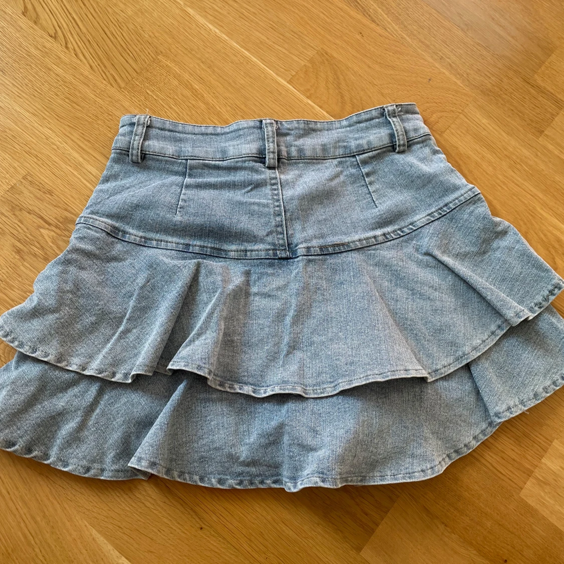 Jeanskjol med volang - 1