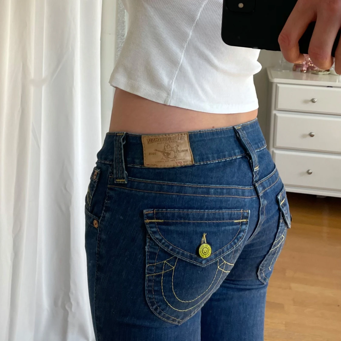 mörkblå true religion 