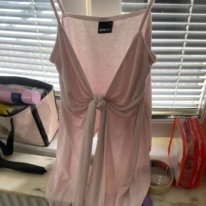 Knyt linne! - Fint knyt topp/linne, storlek S, från gina tricot! Priset kan diskuteras!💞