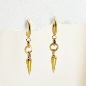 Handgjorda örhängen  - Handgjorda örhängen ● 💎Material- 100% rostfritt stål ●Örhängeskrokar -rostfritt stål . Nickel fri. Längd -5cm. 