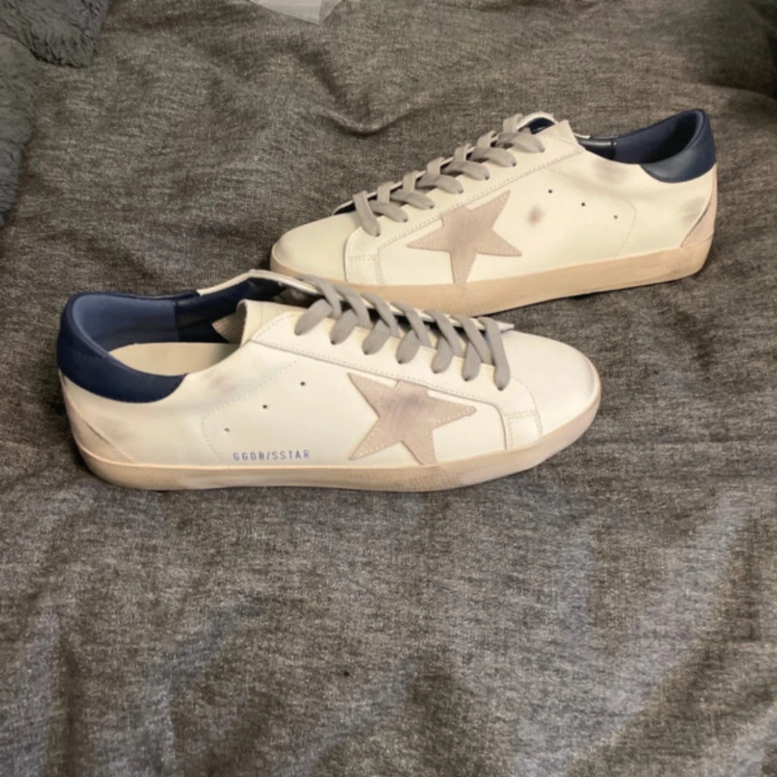 Golden Goose vita sneakers med stjärna - 1