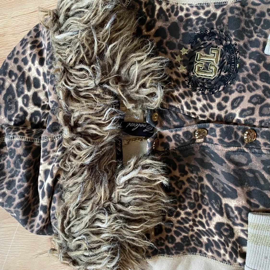 Leopardmönstrad croppad jacka - 4