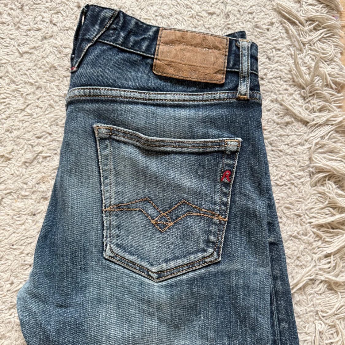 Replay Anbass jeans i blå denim