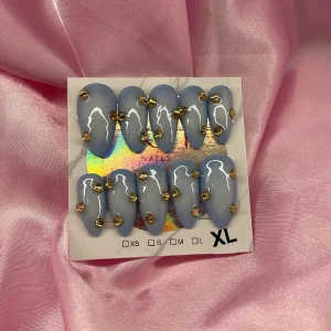 Nikkie(XL);Medium Almond - XL: 17 mm, 13 mm, 14 mm, 12 mm, 11 mm 