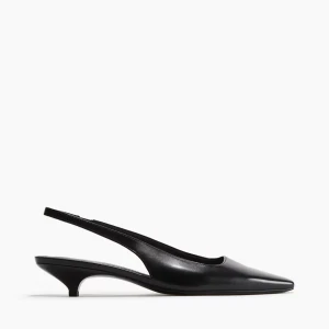 svarta slingback - använda en gång så lite använda men snnars super fina i storlek 37 slutsåld på hemsida
