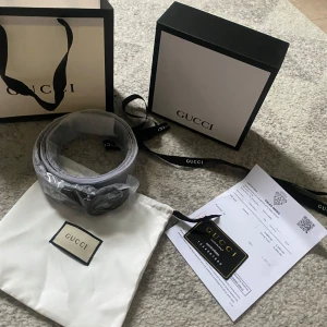 Svart GG bälte  - Allt medföljer. Priset kan diskuteras.