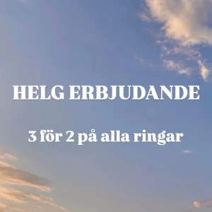 Helgerbjudande: 3 för 2 på ringar - Passa på! Under helgen får du 3 ringar för priset av 2. Perfekt tillfälle att mixa olika stilar och färger på dina fingrar. Välj bland massor av trendiga ringar och skapa din egen vibe.