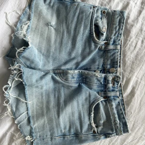 Jeansshorts  - Snygga jeansshorts! 