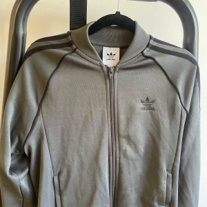 Adidas kofta - En nice adidas kofta