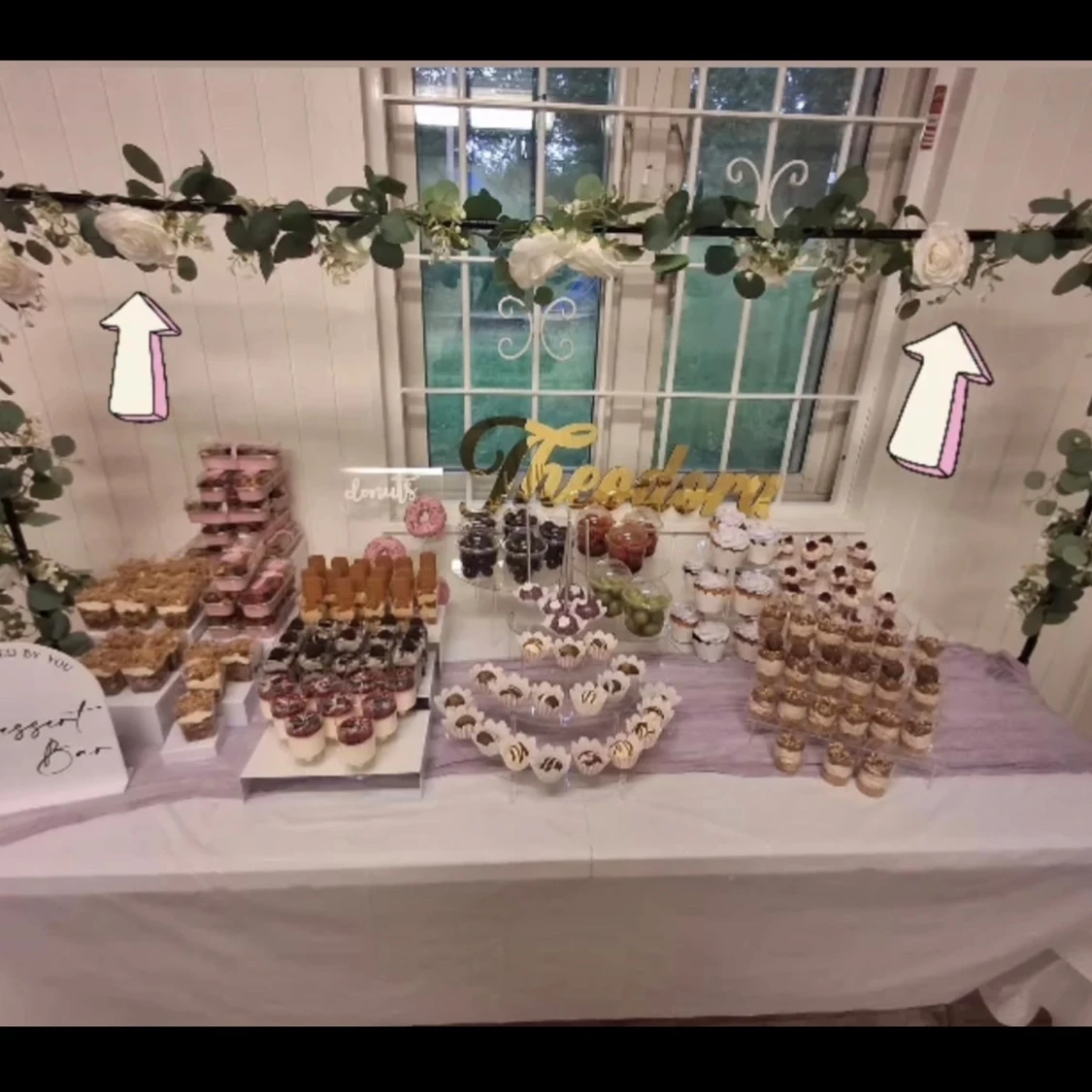 Svart backdropställning till fest - 1