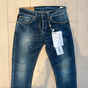 Dondup jeans  - Dondup jeans | Helt nya med tags | Storlek 30 | Hör av dig med eventuella frågor eller liknande // RDL 