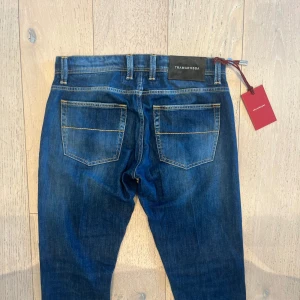 Tramarossa jeans  - Tramarossa jeans | Skick: 10/10 (Helt nya) | Size - W32 | Fraktar via postnord eller instabox på köparens bekostnad | Hör av dig vid minsta fråga eller fundering // RDL