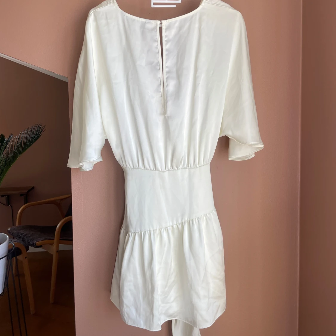 Zara satinklänning - 2