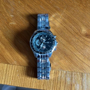 Curren Kronograf - Säljer en fin Curren klocka då jag inte är i behov av den längre. Orginalpris 750 kr. Hör av er vid frågor! Batteribyte behövs*