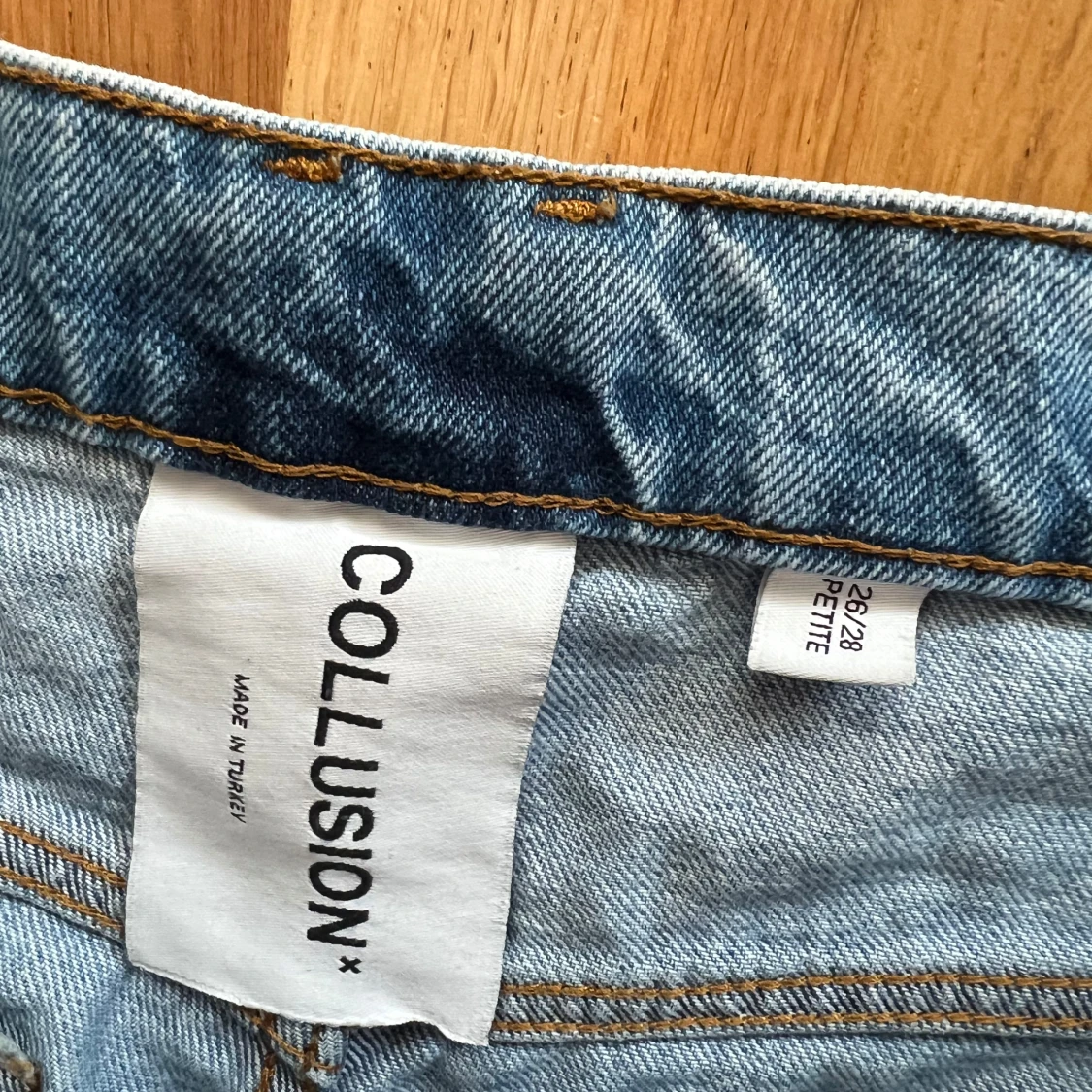 Blå raka jeans från Collusion - 2