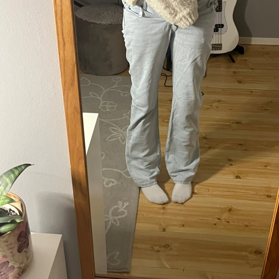 Ljusblå bootcut jeans - 2