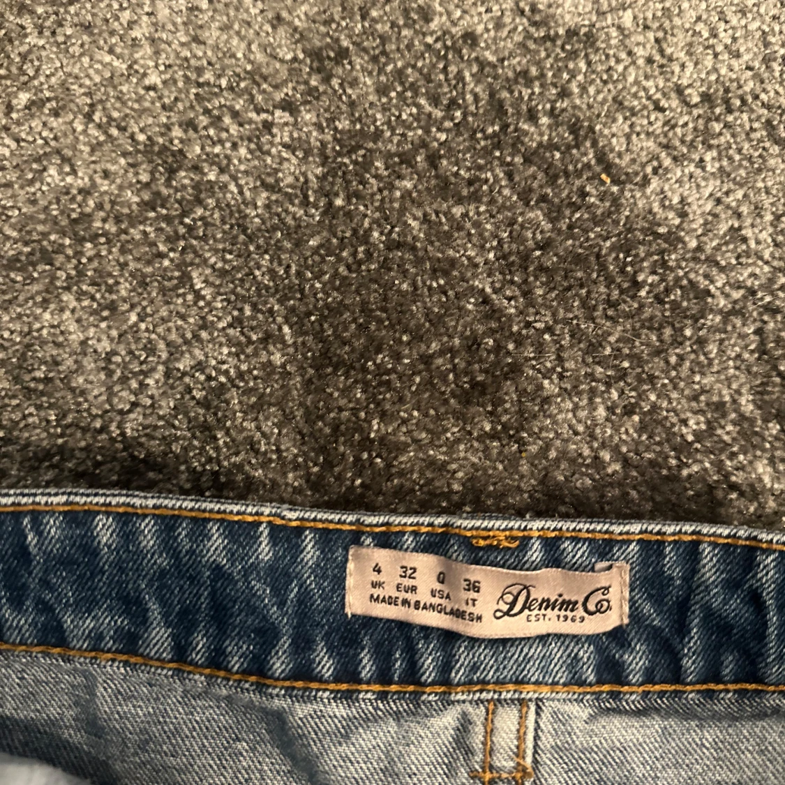 Blå jeanskjol med fransad kant från Denim Co - 2