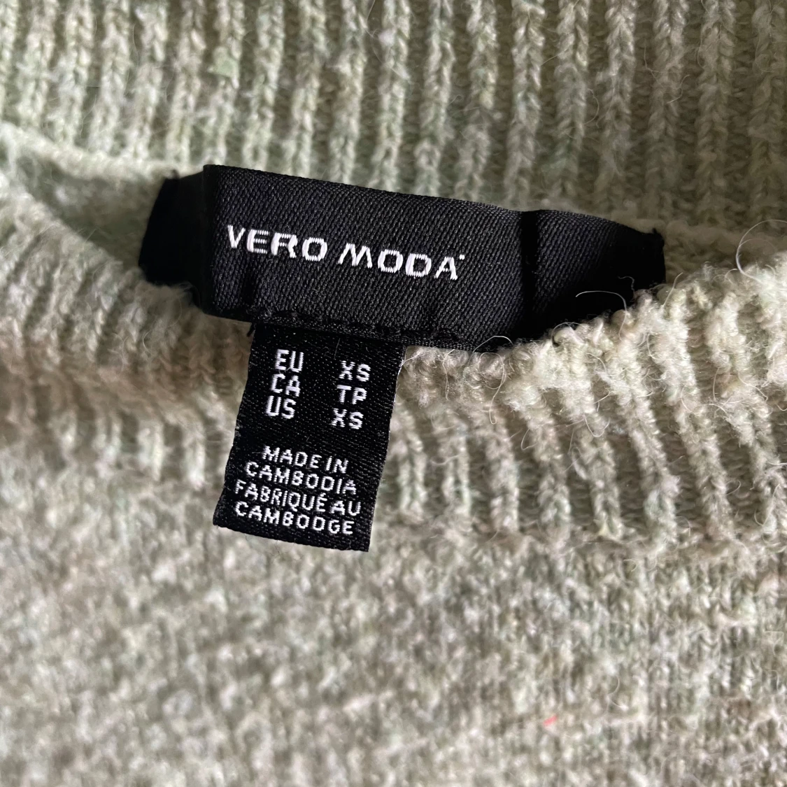 Ljusgrön stickad tröja från Vero Moda - 3