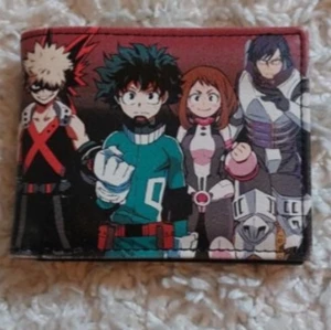 Anime Plånbok - My Hero Academia  - Säljer en plånbok med alla huvudkaraktären som My Hero Academia då den inte används längre 💗 