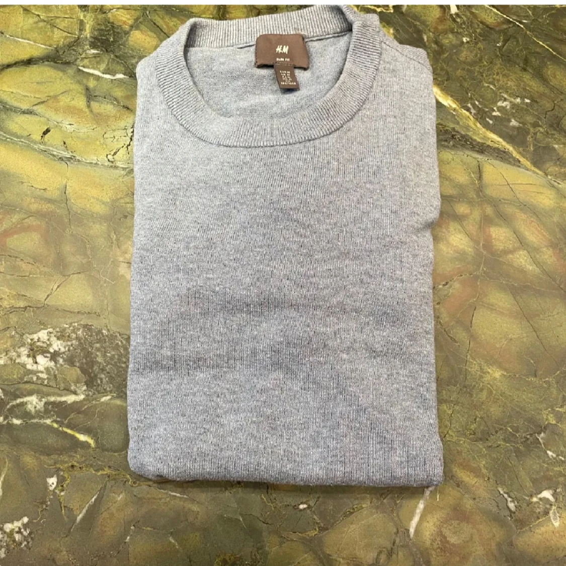 Ljusgrå stickad tröja från H&M