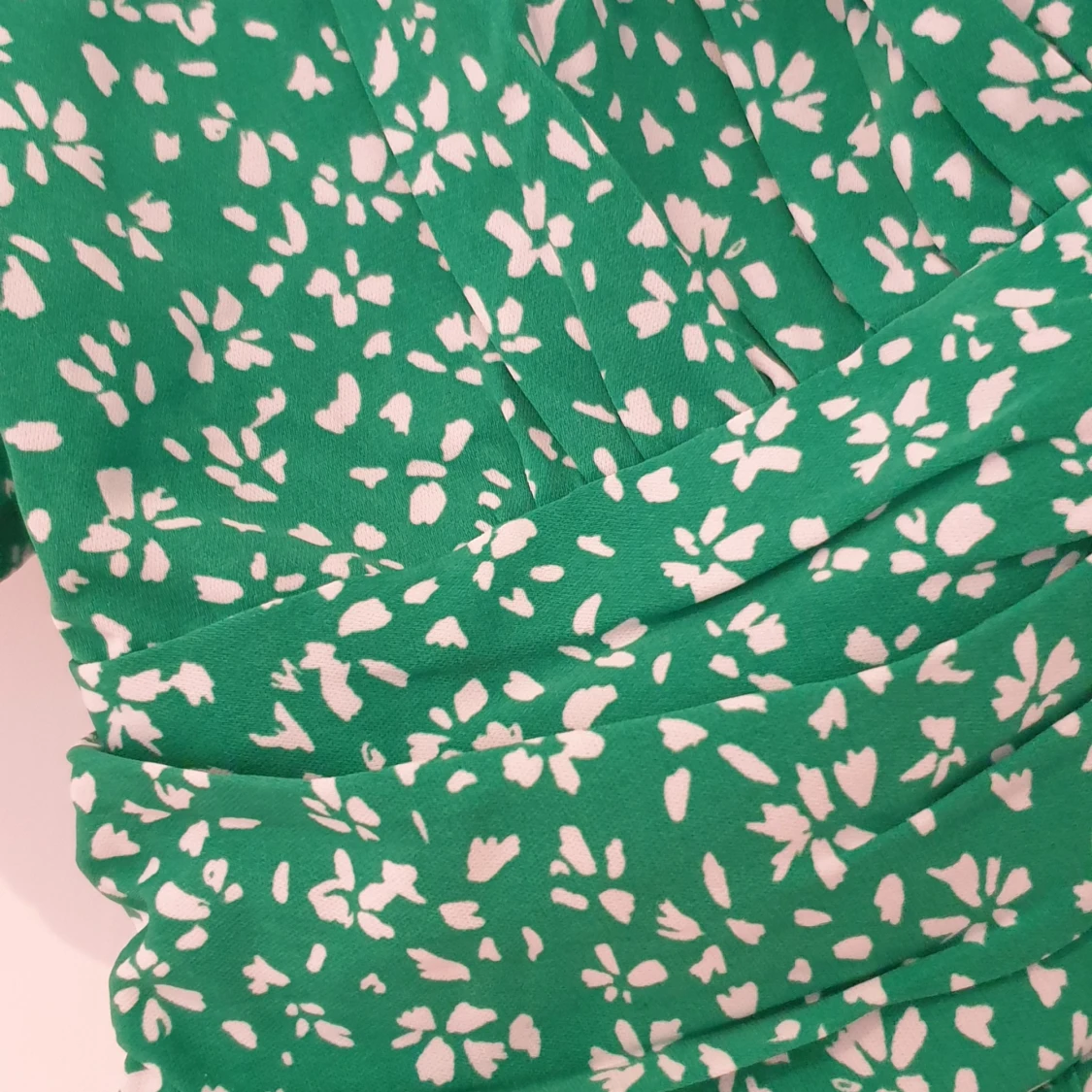 Grön blommig klänning från SHEIN - 1