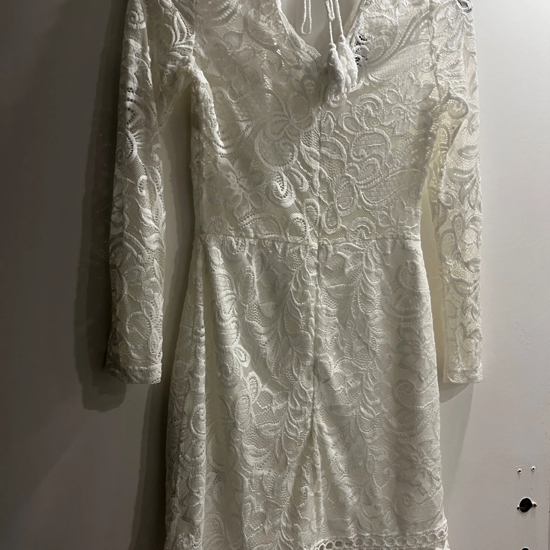 Vit spetsklänning från Eilly Bazar - 1